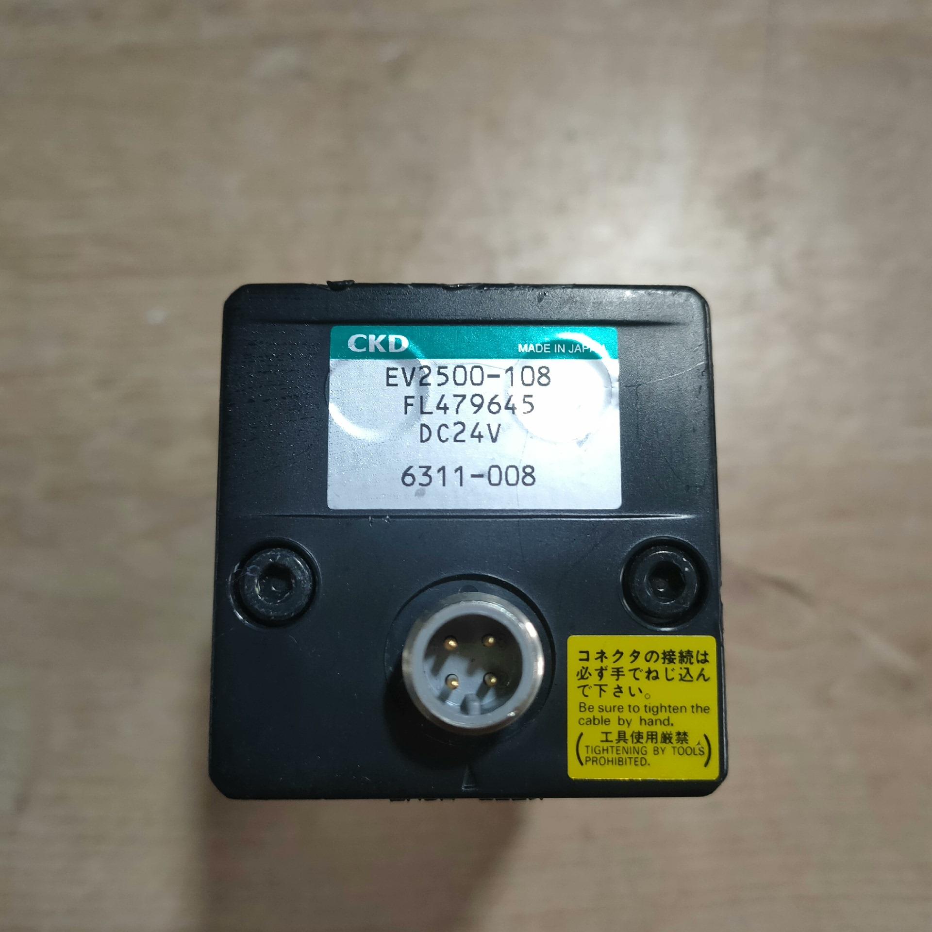 CKD EV2500-108-C11E2B4 DC24V电磁