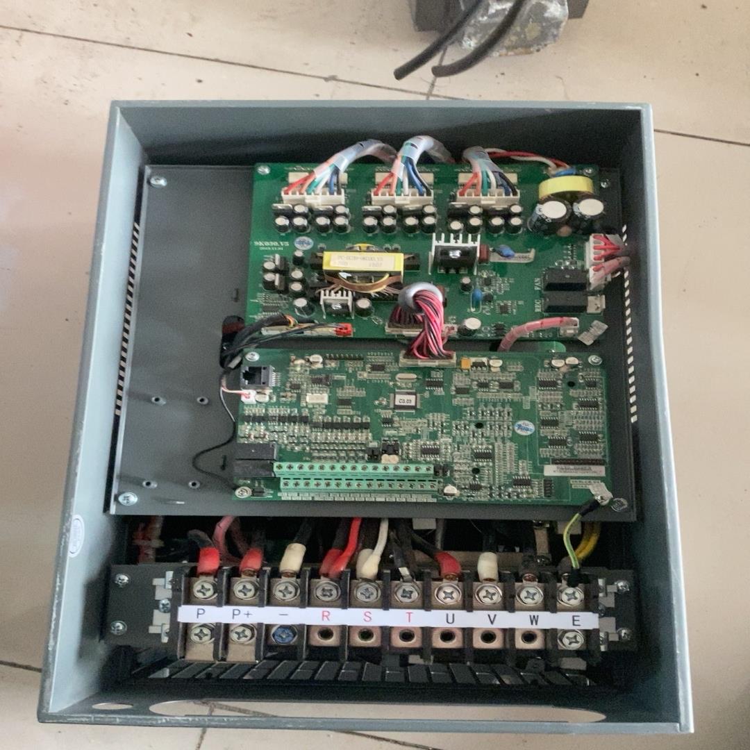 变频器普传变频器PI9230 022F3        22