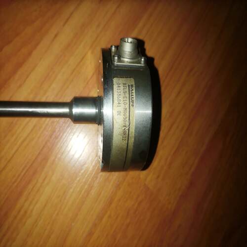 巴鲁夫 BTL5-E10-M0050-K-SR32 位移式传