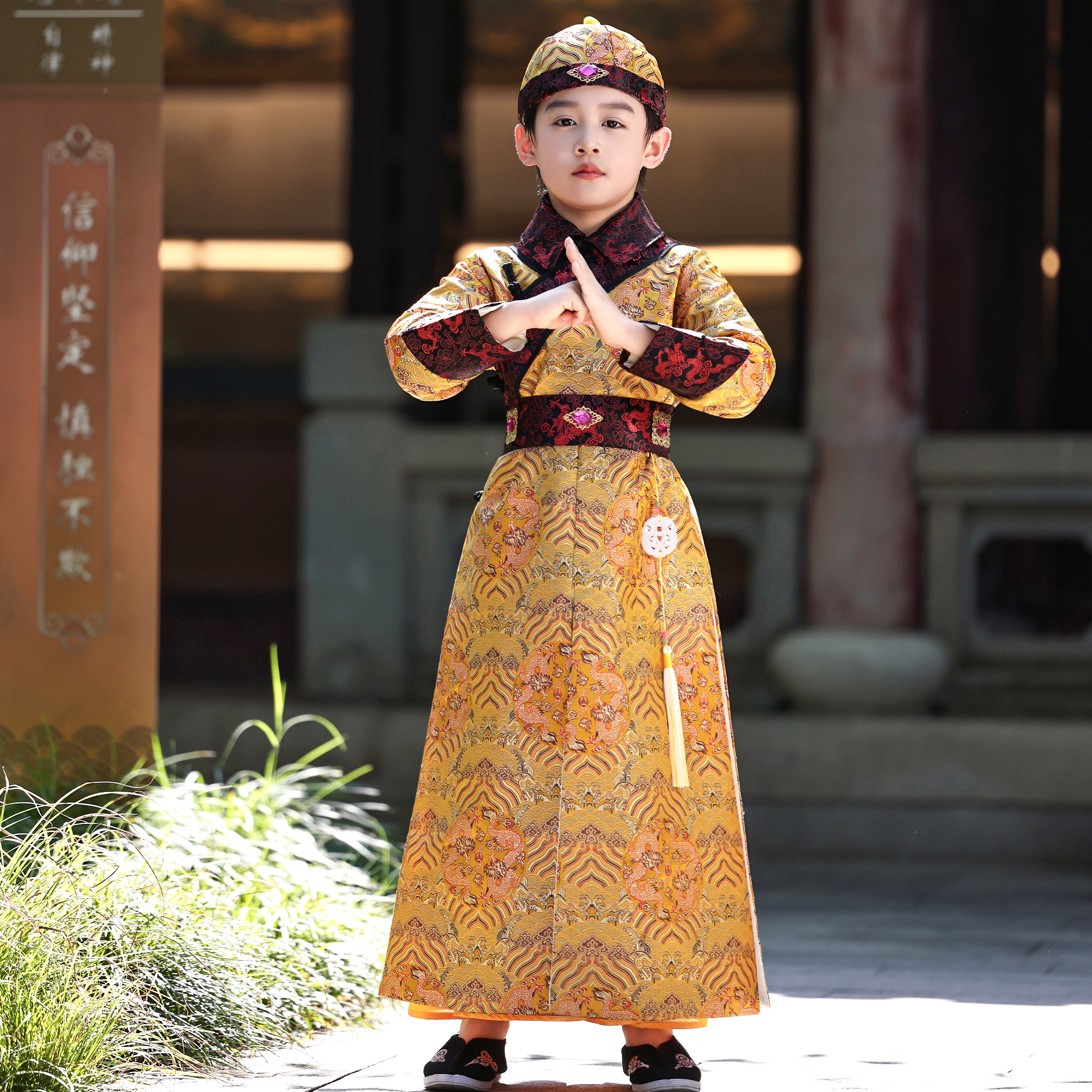 风盛郁清朝小皇帝龙袍太子阿哥服古装演出服儿童中国风幼儿园服装