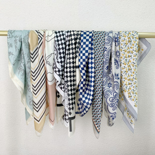 丝巾春秋新款黑白棋盘格围巾女装饰搭配洋气夏季格子小方巾