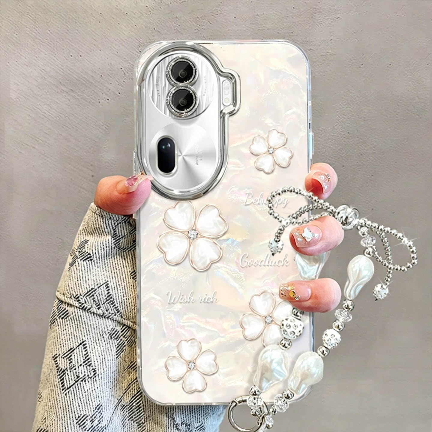 贝壳纹温柔四叶草适用opporeno11/10pro手机壳新款高级感reno13/12网红爆款手机壳reno14/15防摔外壳保护套女