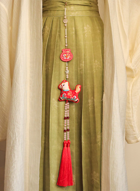 马年禁步腰佩红色流苏喜庆过年饰品小马吊坠腰间挂件马上有钱吊坠