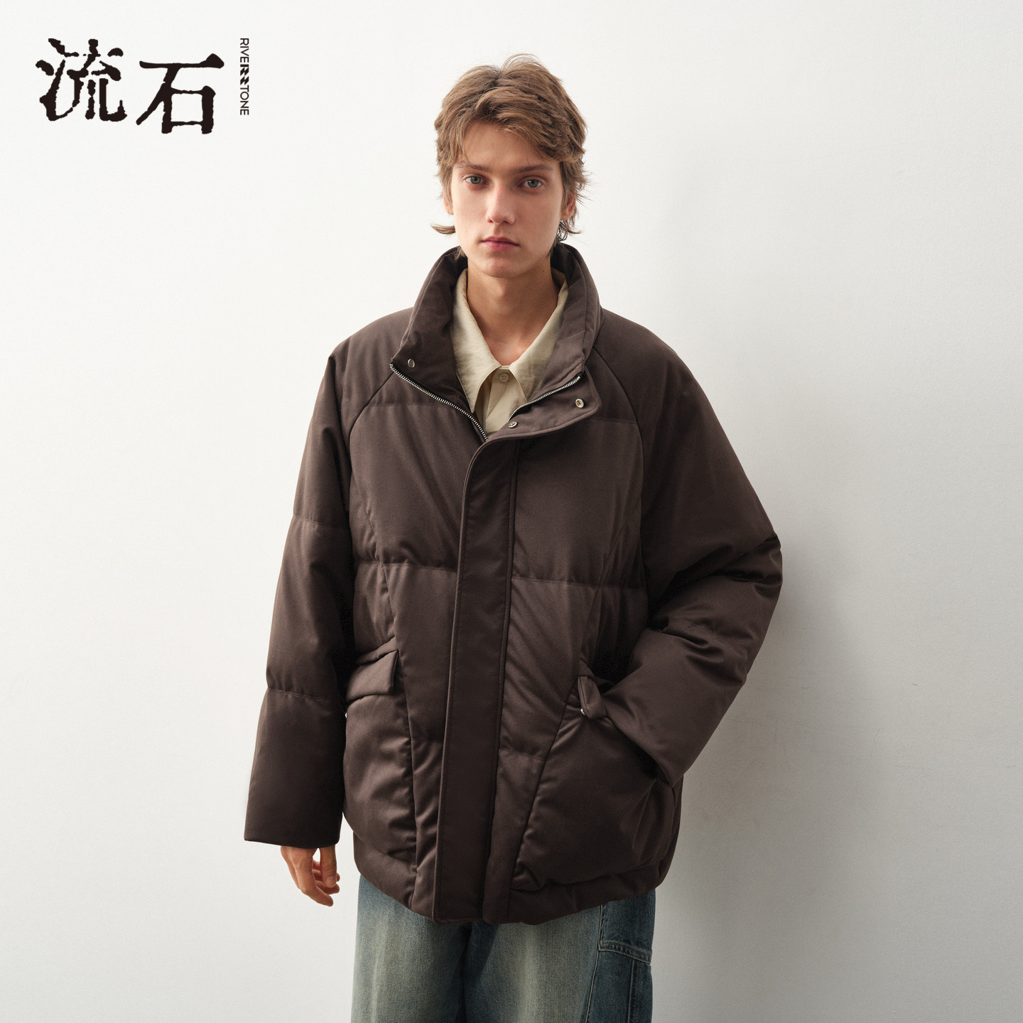 流石男装麂皮绒工装风短款羽绒服2026年春季新款轻奢简约立领外套