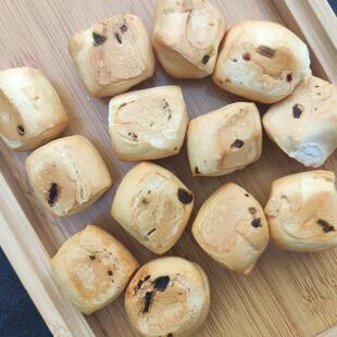 §边角料零食按斤称食品面包食材纯碱烤馍碎烤馒头干块条碱水棒饼