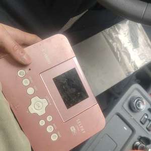 佳能SELPHY CP900 WiFi打印机，通电开机，