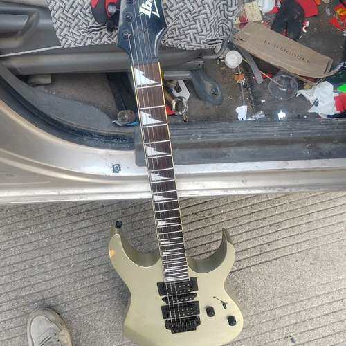 ibanez依班娜电吉他GRG170初学入门小双摇电吉他 ，