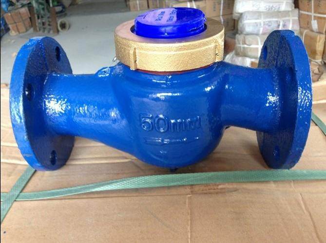 铸铁法兰水表旋翼式大口径水表立式水表dn150 dn65 dn50 dn100