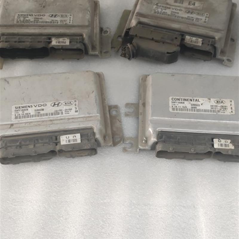 现代索纳塔伊兰特发动机电脑板39100-23101