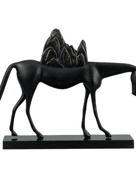 现代简约黑色马摆件办公室书房书柜样板房软装家居轻奢装饰工艺品