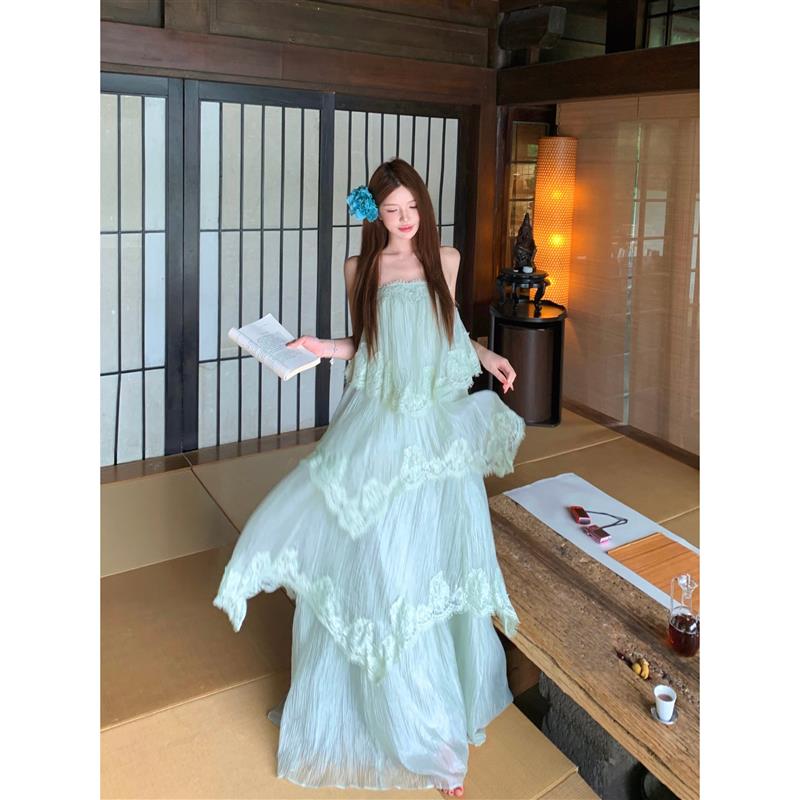 法式薄荷绿蕾丝吊带连衣裙女夏季宽松露背大摆裙子温柔度假风长裙图片
