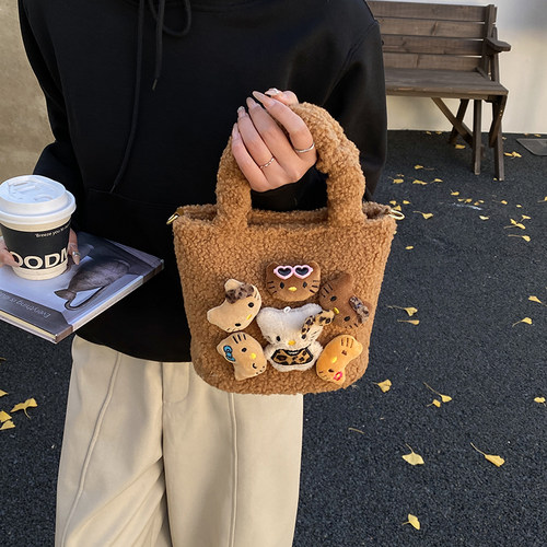 青春少女风可爱公仔Hellokitty毛绒包包女时尚小众设计单肩斜挎包