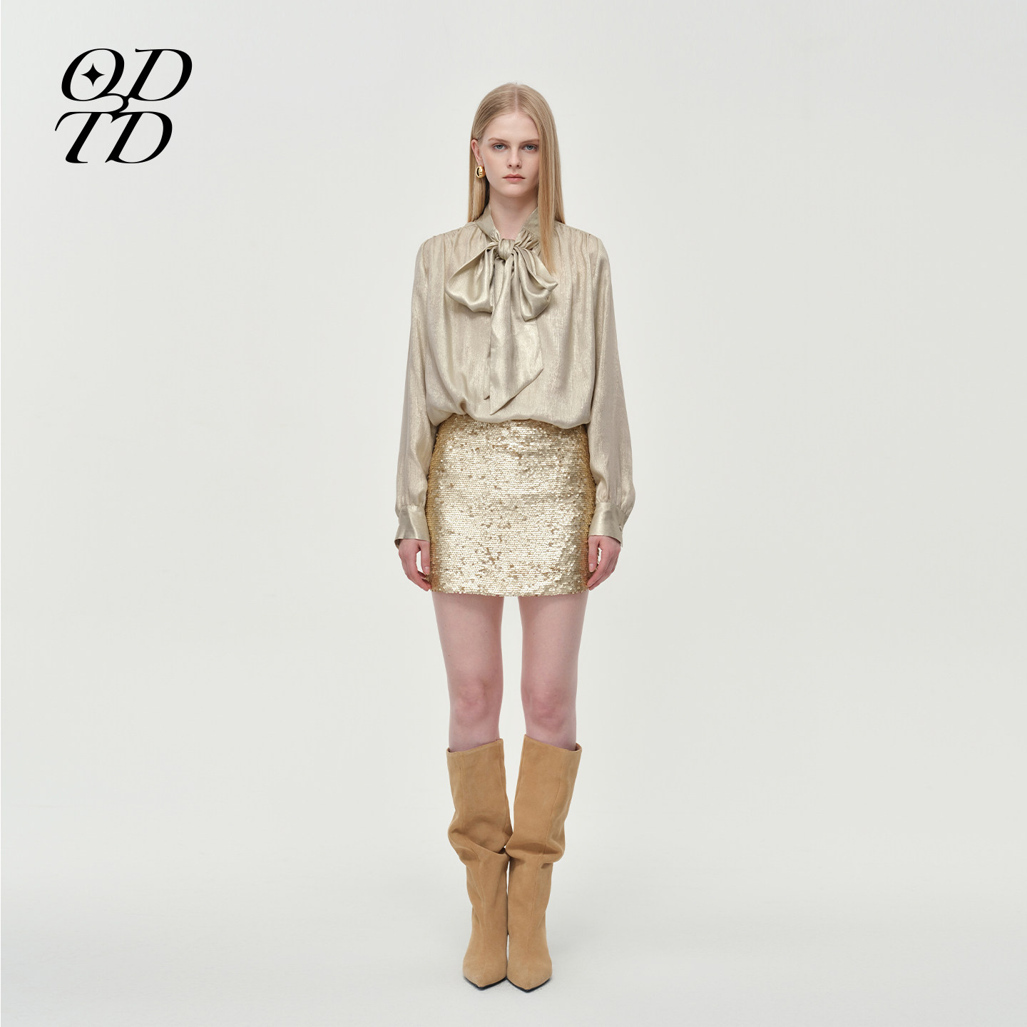 金色节日飘带衬衫珠片A字包臀裙