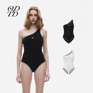 度假风斜肩撞色三角针工艺连体单肩连体泳衣 设计师品牌 ODTD