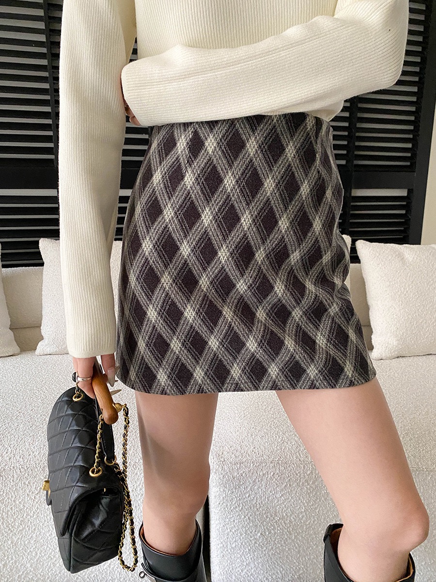 司南 中古英伦调 时髦撞色格纹高腰显瘦A字毛呢半身短裙 SN8342