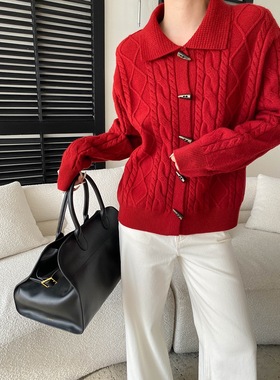 司南 节日氛围 复古牛角扣翻领百搭显瘦麻花毛衣针织开衫 SN8560