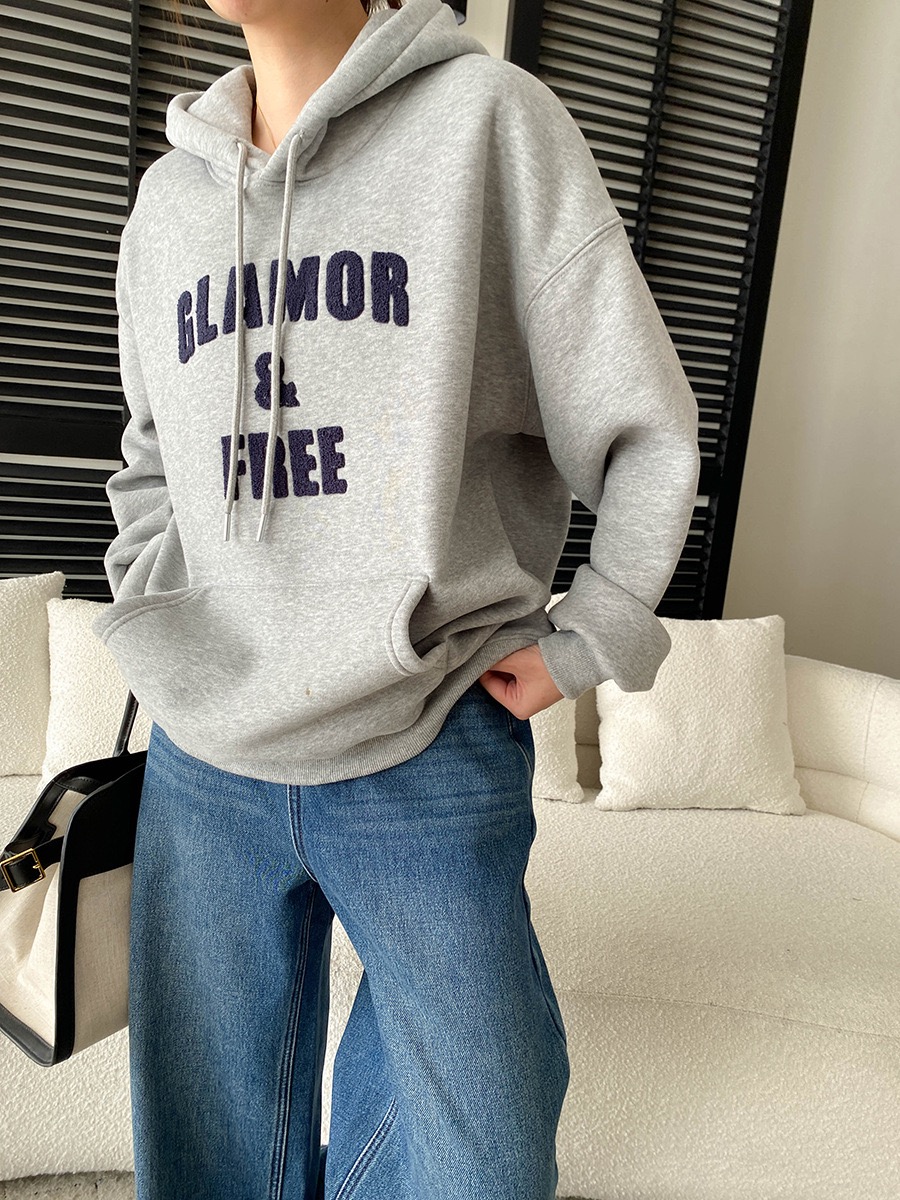 司南 拿捏松弛 慵懒感简约立体毛巾刺绣字母加绒连帽卫衣 SN8431