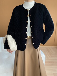 司南 新中式时髦金扣 宽松小香风绗缝菱格黑丝绒棉服外套 SN5014