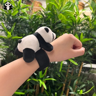 成都熊猫公仔纪念品熊猫公仔啪啪圈自行车摩托车机装饰可爱小挂件