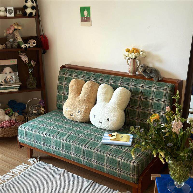 可爱米菲兔沙发抱枕卡通少女心卧室陪睡娃娃毛绒玩具房间装饰好物