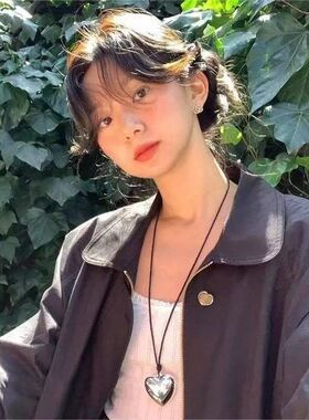 项链吊坠爆款爱心高级感同款韩国秋冬女长款毛衣链小众fever配饰