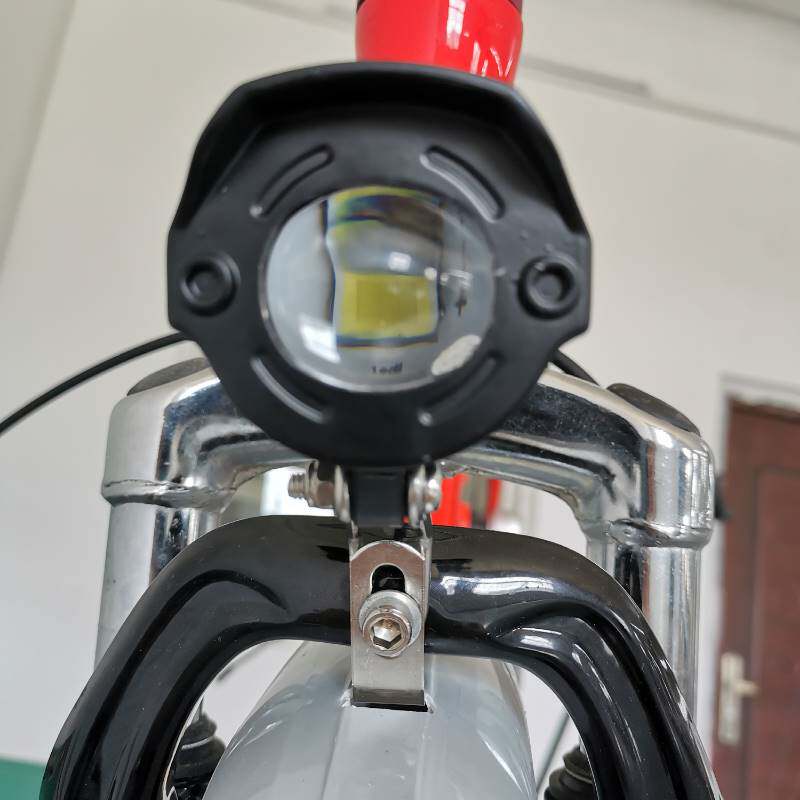 代驾车超亮大灯折叠电动车前灯内置高响喇叭车前二合一远光灯厂家