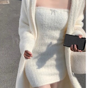 约会两件套装裙冬天甜美减龄纯欲毛绒绒抹胸裙+水貂绒开衫外套女