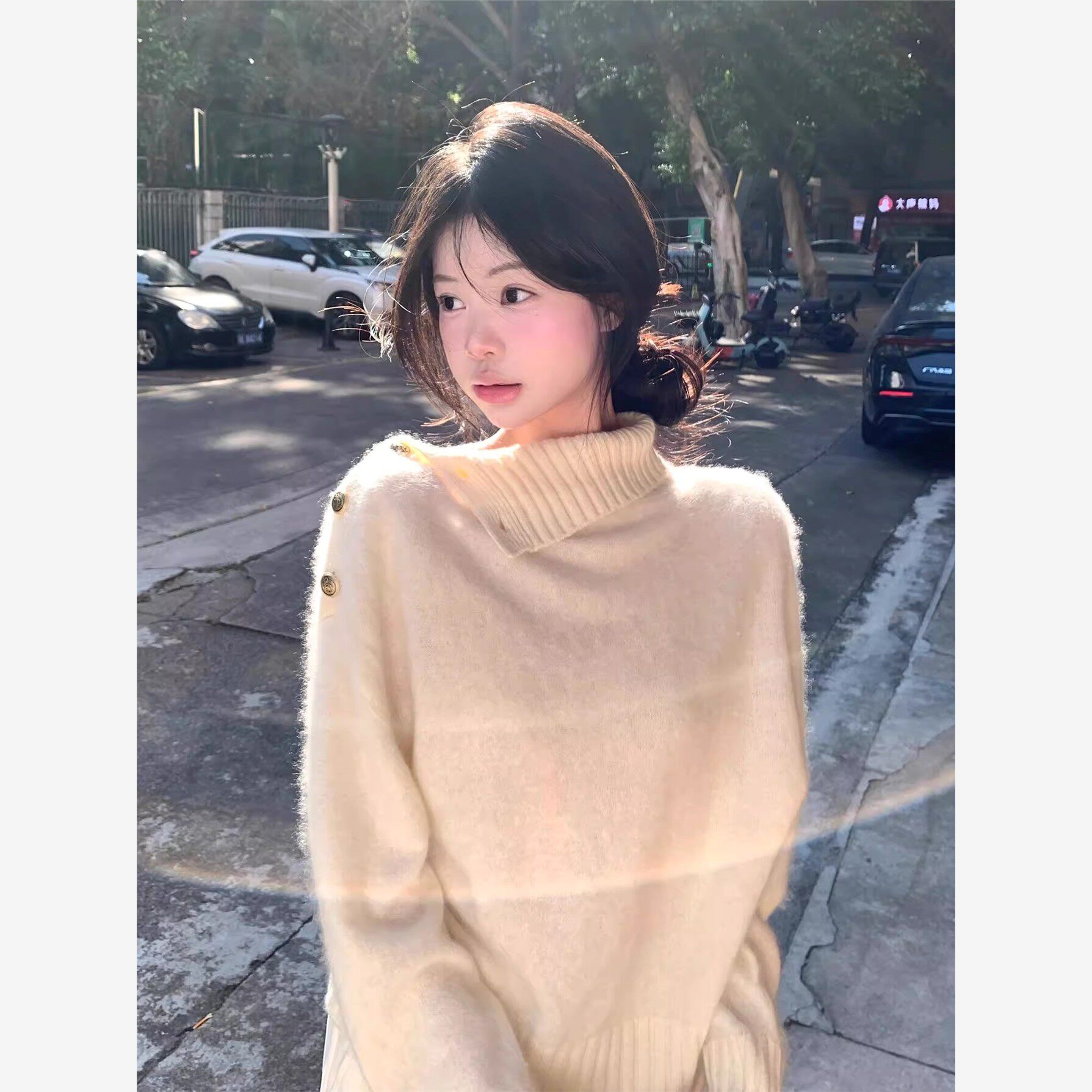 慵懒风高级设计感高领毛衣女秋冬宽松外穿软糯奶呼呼套头白色上衣