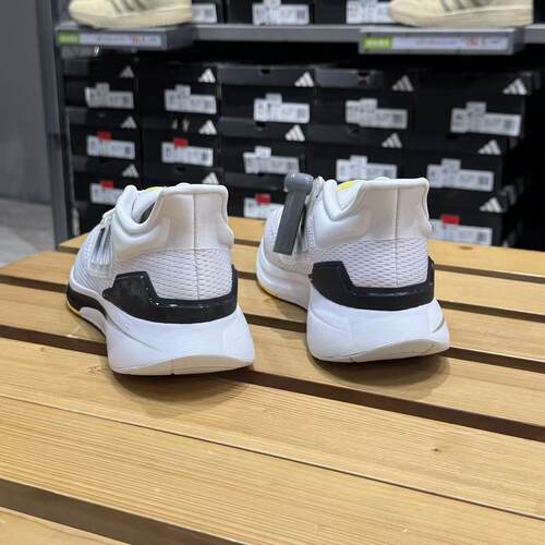 阿迪达斯ADIDAS EQ21RUN 网面透气 新款男子运动缓震慢跑鞋GW6728