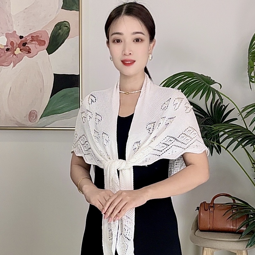 予凡【清风明月】女士三角钉珠美人鱼冰丝护颈披肩