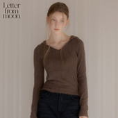 新款 Letter 休闲针织女上衣 连帽衫 2025冬季 from moon蓬松V领修身