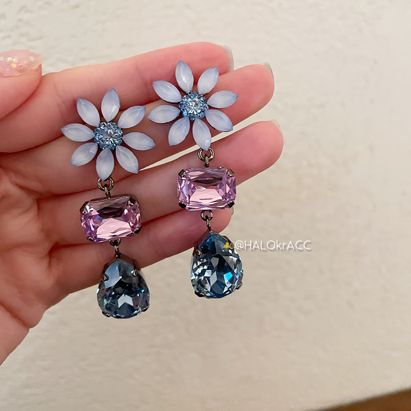HALOkrACC韩国进口 女团同款 清冷蓝幽光透亮蓝紫水晶太阳花耳钉