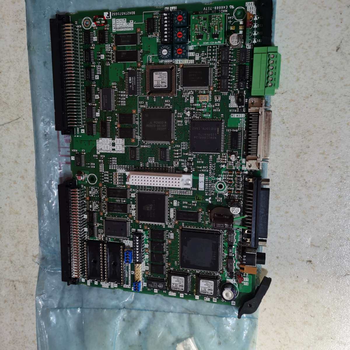 机器人板卡A2UBD-CPU-CCL，实物拍照的，照片当