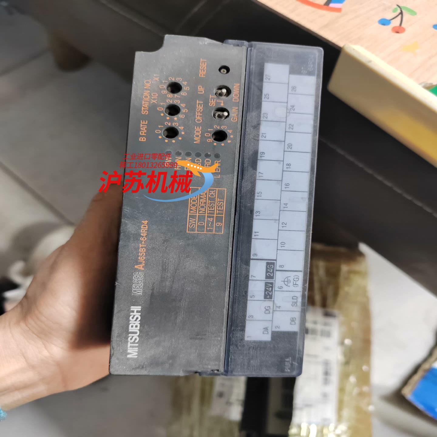 三菱模块aj65bt-64rd4实图拍摄正常成色