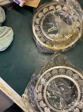 skf轴承22222ek/c4全新正品两盘，成色如图，单