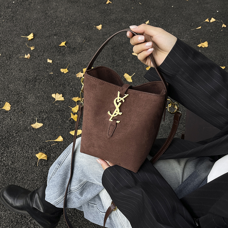 水桶包手拎单肩斜挎包