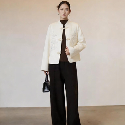 国风高级感刺绣短外套