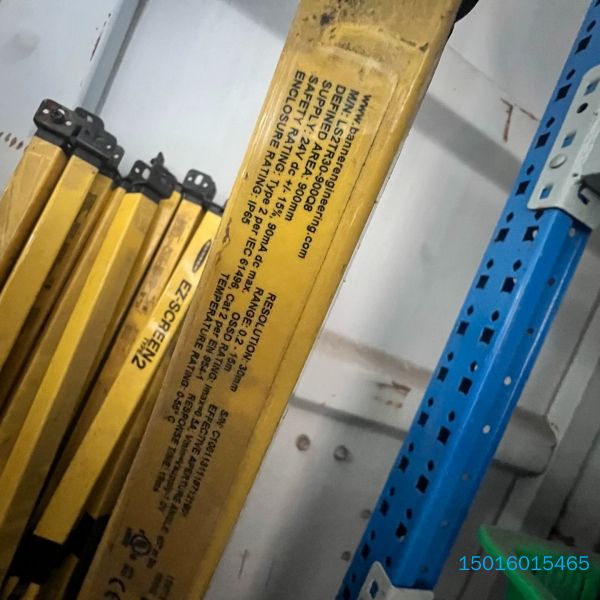 邦纳光电传感器 LS2TR30-900Q8，功能正常，需要联