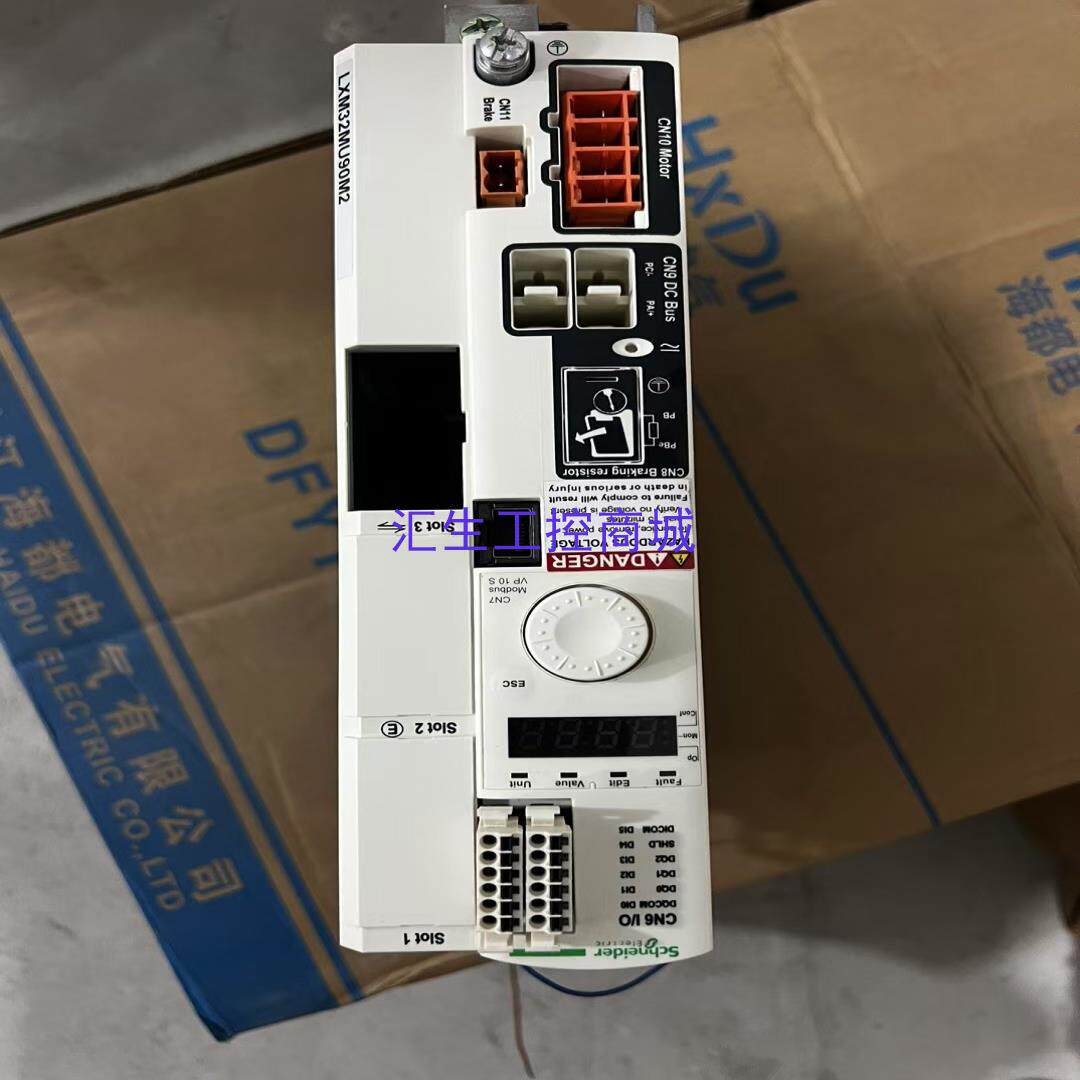 [汇生工控]施耐德 伺服驱动器 LXM32MU90M2 充新一台