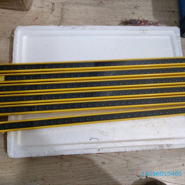 邦纳光幕光栅，型号LS2E30-600Q8 ，成色好，功能包