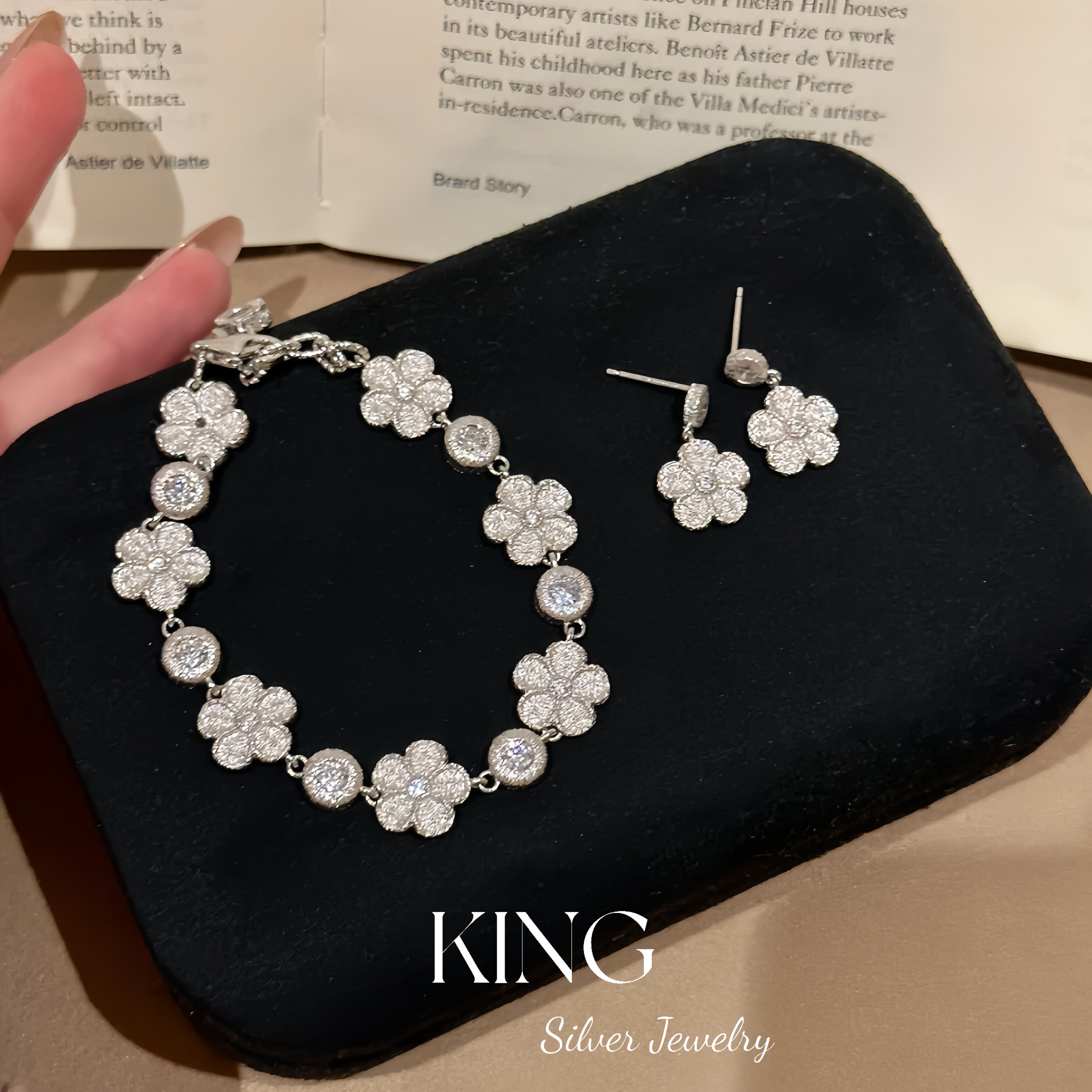 king银饰珠宝S925银繁花似锦手链