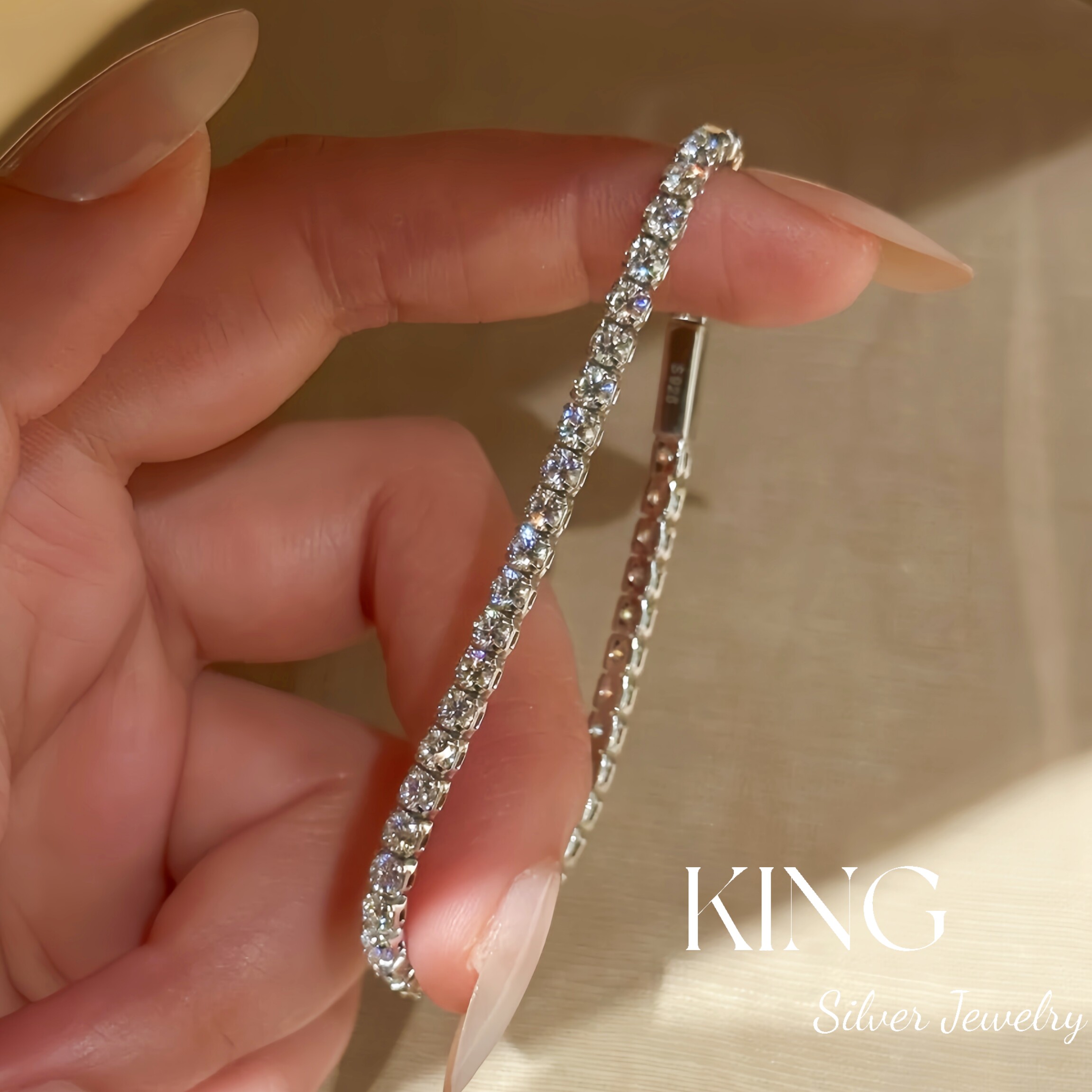 king银饰珠宝S925莫桑钻网球手链