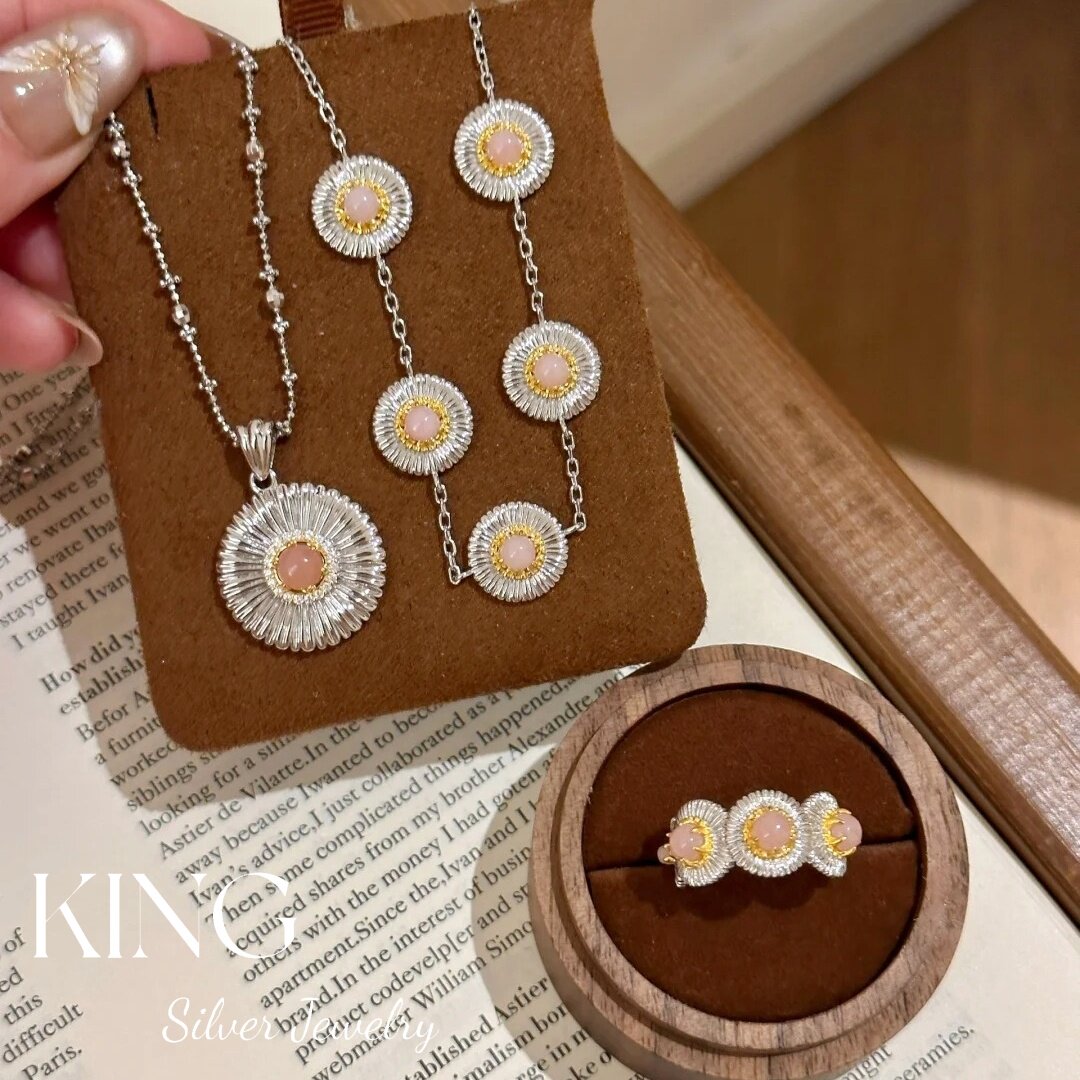 少女花语套装 | 925银镀金粉澳宝小雏菊时尚复古纯银项链手链戒指