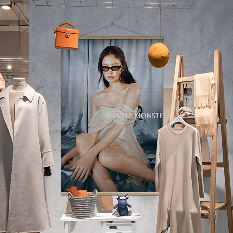 良木礼店同款jennie珍妮海报卷轴挂画明星高清写真照片服装店氛围