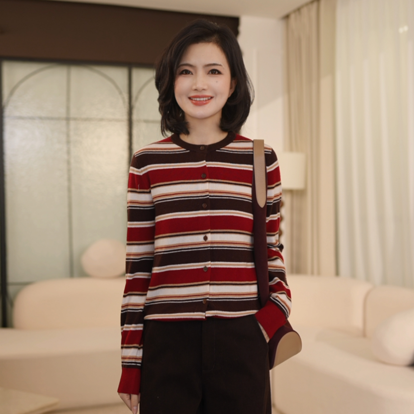 撞色条纹圆领全羊毛针织开衫女