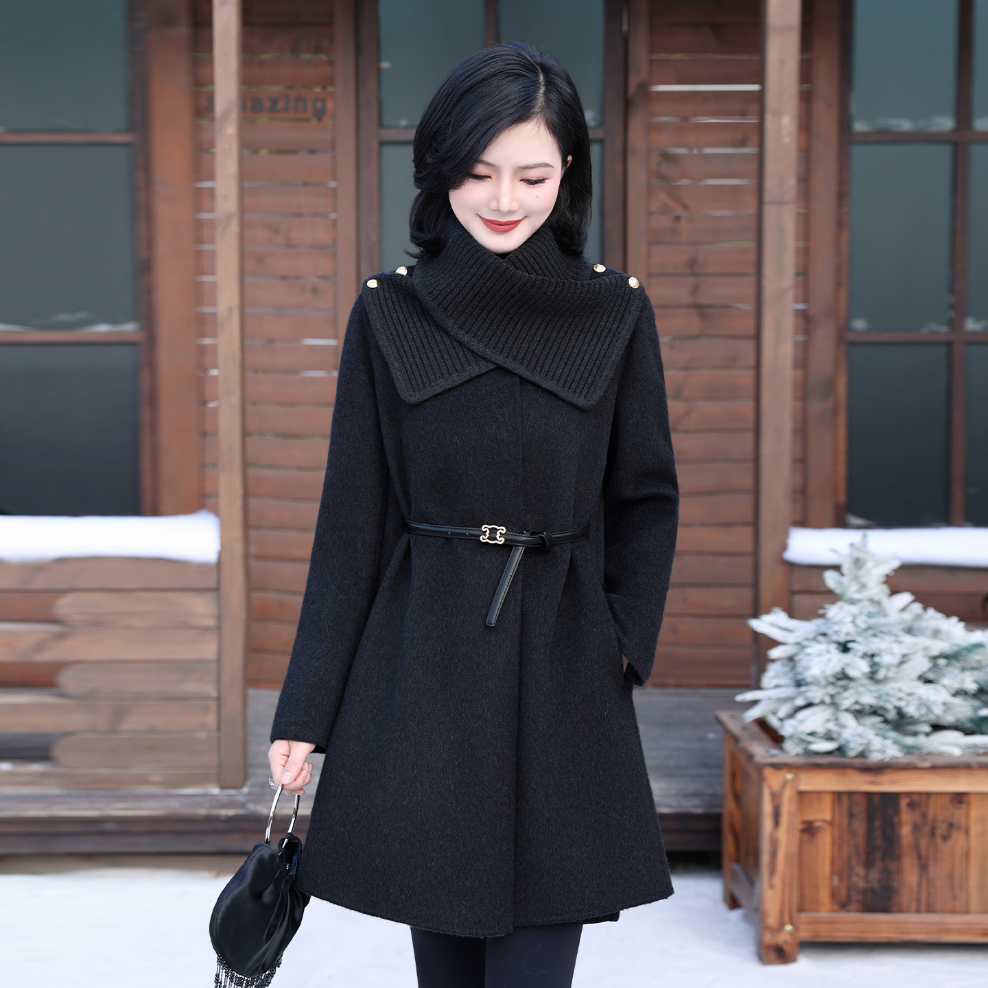 赫本风斗篷款双面呢大衣女