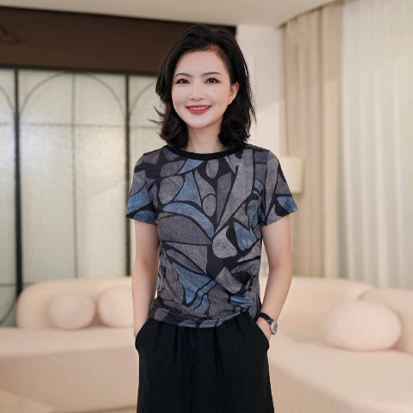 正肩圆领收腰捏褶短袖T恤女