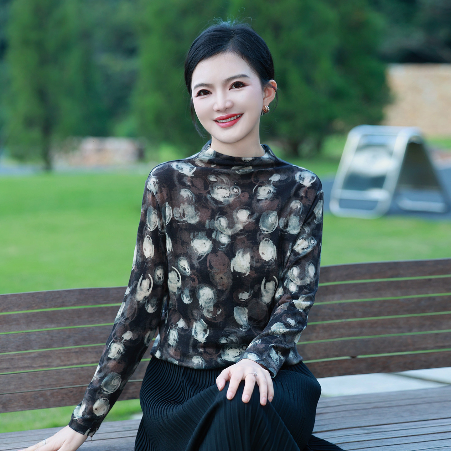 枫竺阿楠全羊毛半高领国风水墨晕染印花弹力衬衫女秋装新款羊毛衫