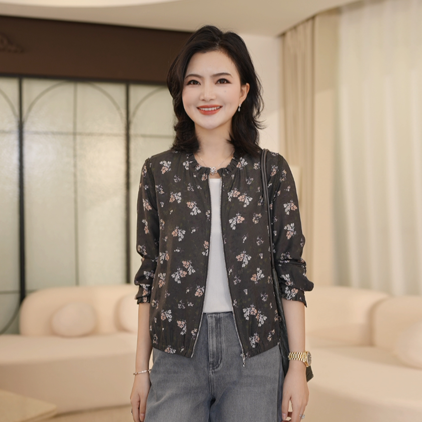 木耳花边领拉链印花长袖外套