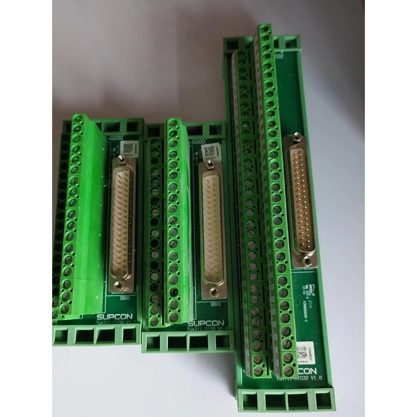 非标价中控端子一批TUA711-GS00,TUA711-DIO32议价